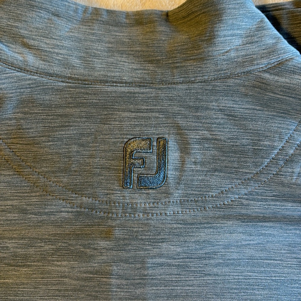 Men’s FootJoy 1/4 zip - Picture 3 of 4